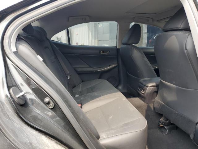 Фото 10 - LEXUS IS