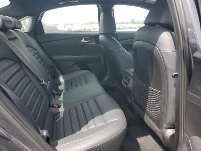 Фото 10 - KIA FORTE