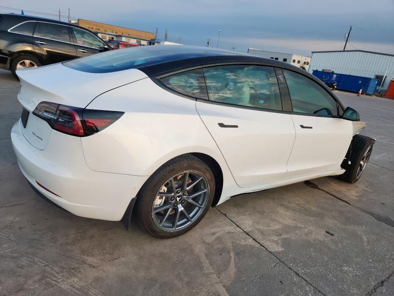 Фото 3 - TESLA MODEL 3