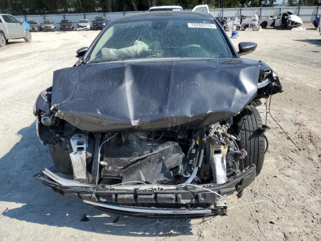 Фото 5 - CHRYSLER 200