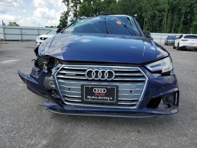 Фото 5 - AUDI A4