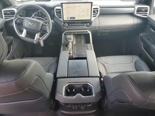 Фото 8 - TOYOTA SEQUOIA