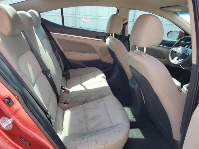 Фото 10 - HYUNDAI ELANTRA