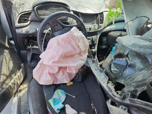 Фото 8 - CHEVROLET TRAX