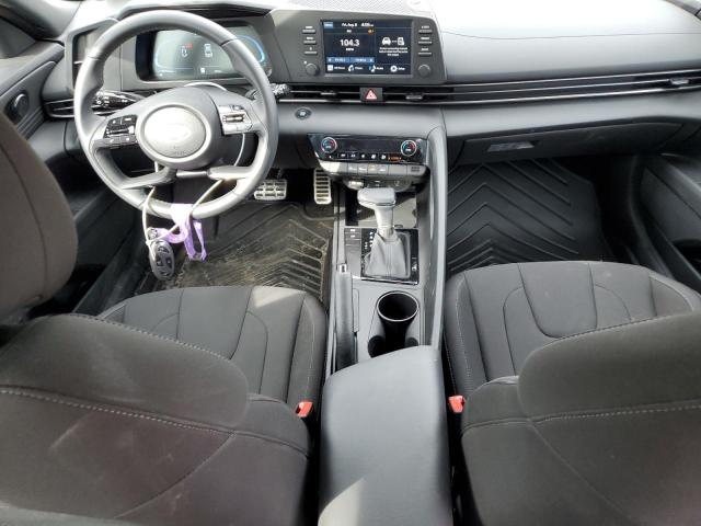 Фото 8 - HYUNDAI ELANTRA