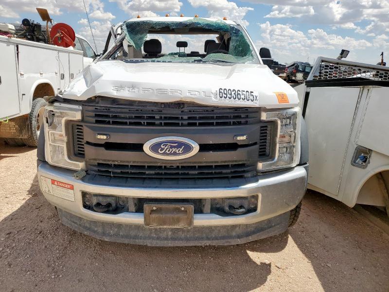 Фото 5 - FORD F550