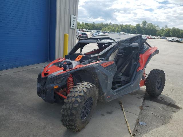 CAN-AM SIDEBYSIDE 2022