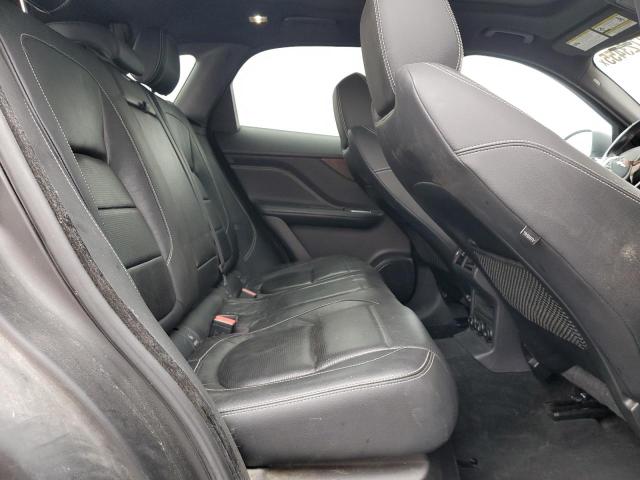 Фото 11 - JAGUAR F-PACE