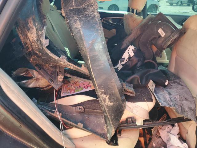 Фото 10 - CHRYSLER 200