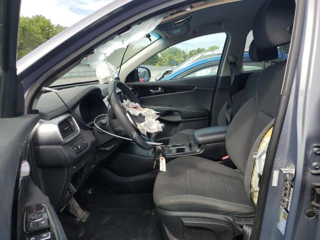 Фото 7 - KIA SORENTO