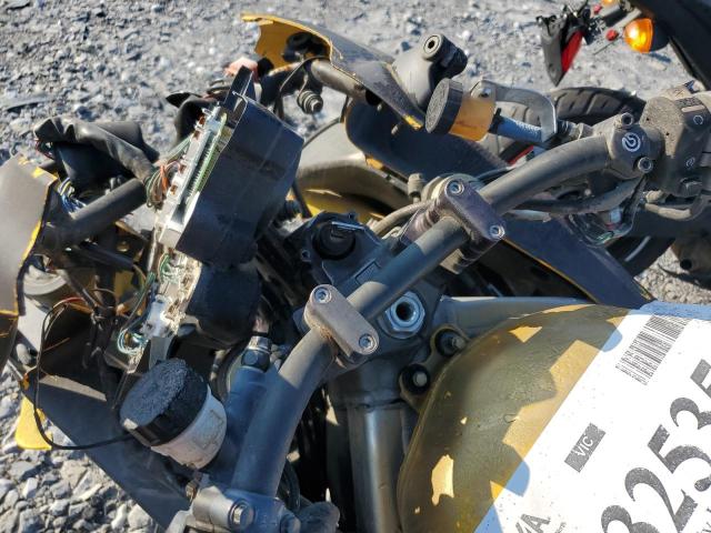 HONDA VTR CYCLE 2000