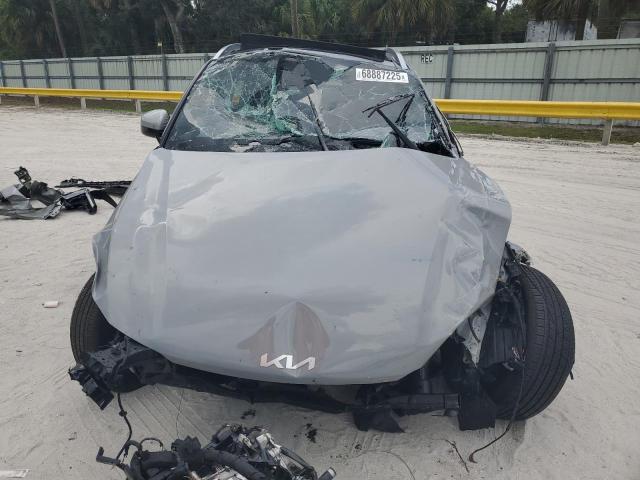 Фото 5 - KIA SORENTO