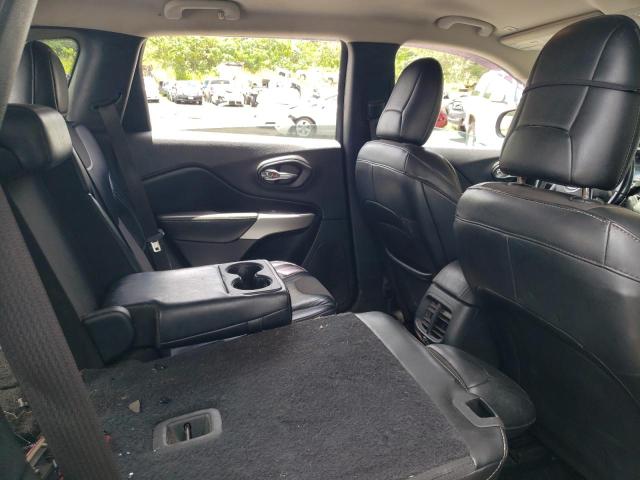 Фото 11 - JEEP GRAND CHER