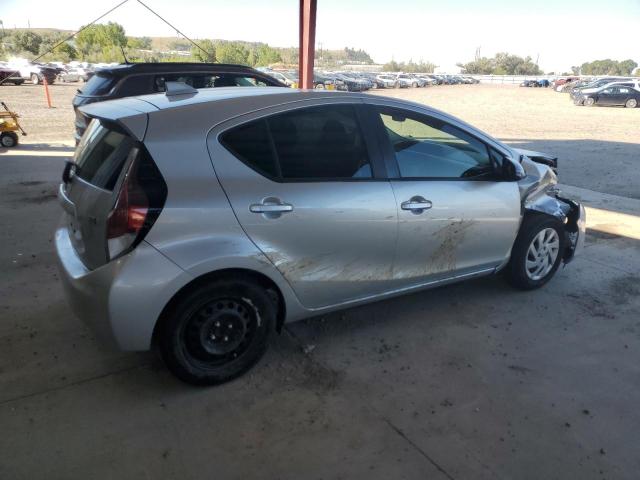 Фото 3 - TOYOTA PRIUS