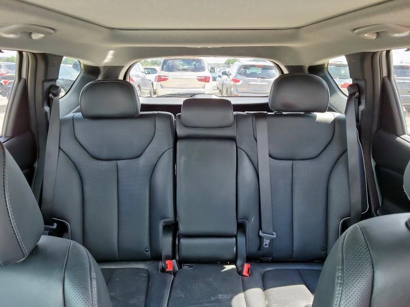 Фото 10 - HYUNDAI SANTA FE