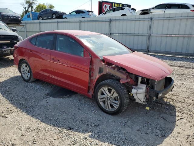 Фото 4 - HYUNDAI ELANTRA