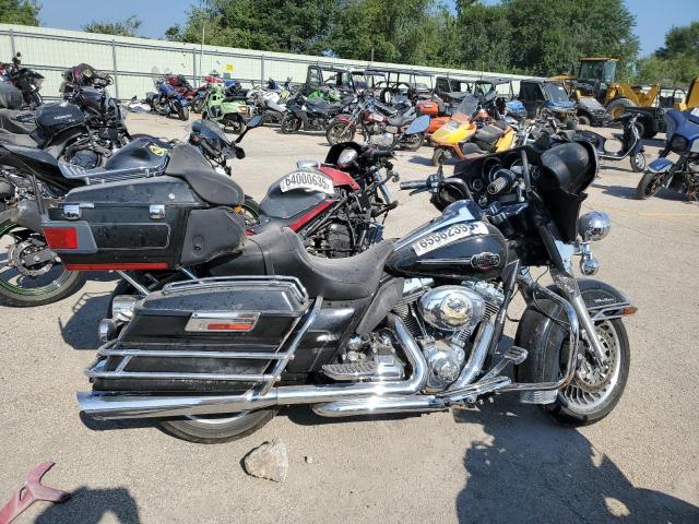 2010 HARLEY-DAVIDSON FL