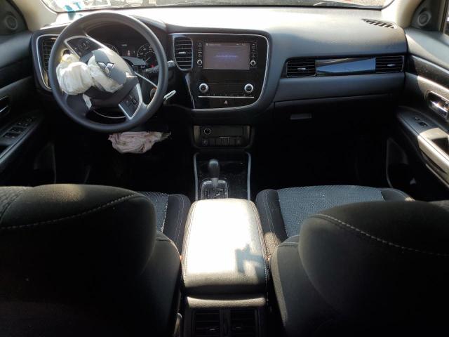 Фото 8 - MITSUBISHI OUTLANDER