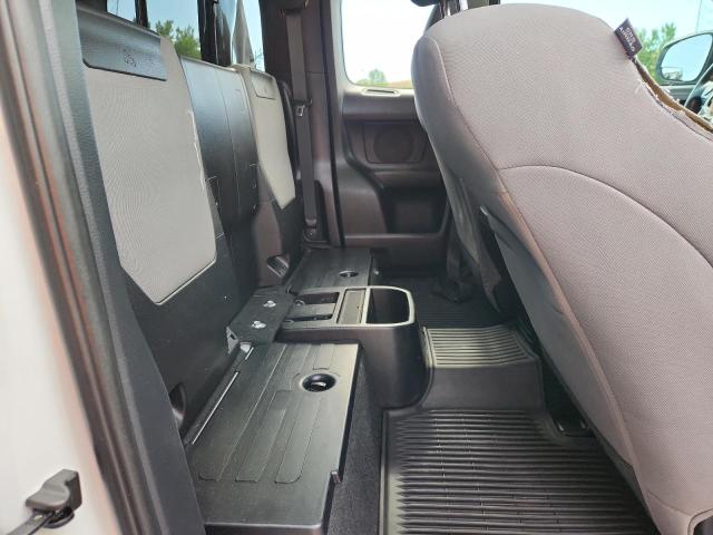 Фото 10 - TOYOTA TACOMA