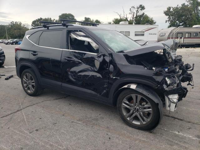 Фото 4 - KIA SELTOS