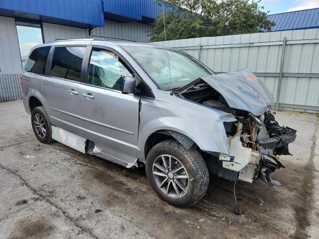 Фото 4 - DODGE CARAVAN