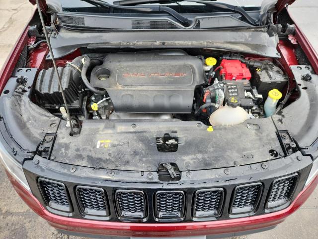 Фото 12 - JEEP COMPASS