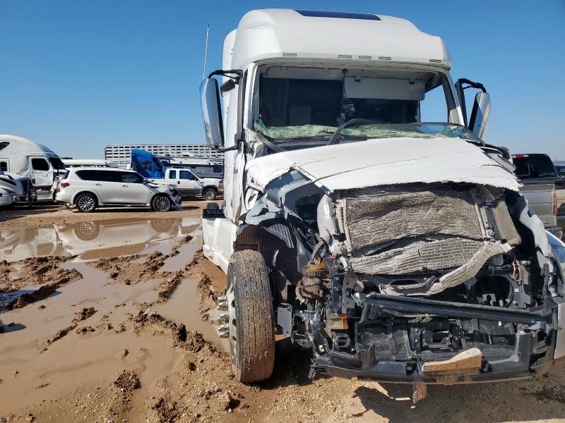 Фото 1 - VOLVO All Models