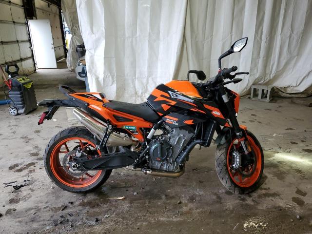 KTM 890 DUKE R 2022