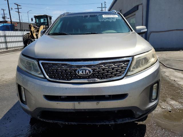 Фото 5 - KIA SORENTO