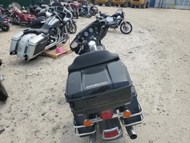 HARLEY-DAVIDSON FL 2009