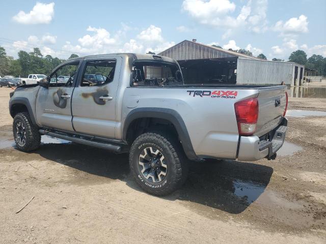 Фото 2 - TOYOTA TACOMA