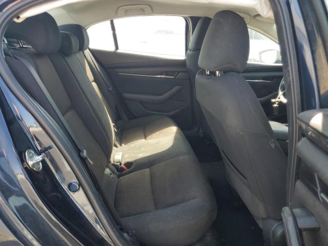 Фото 10 - MAZDA 3