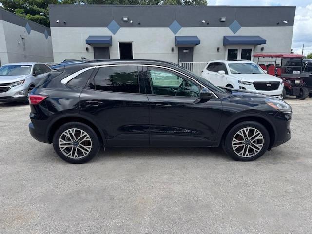 Фото 13 - FORD ESCAPE