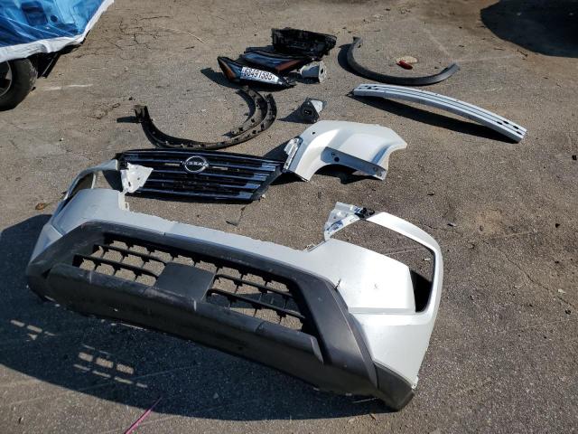 Фото 13 - NISSAN ROGUE