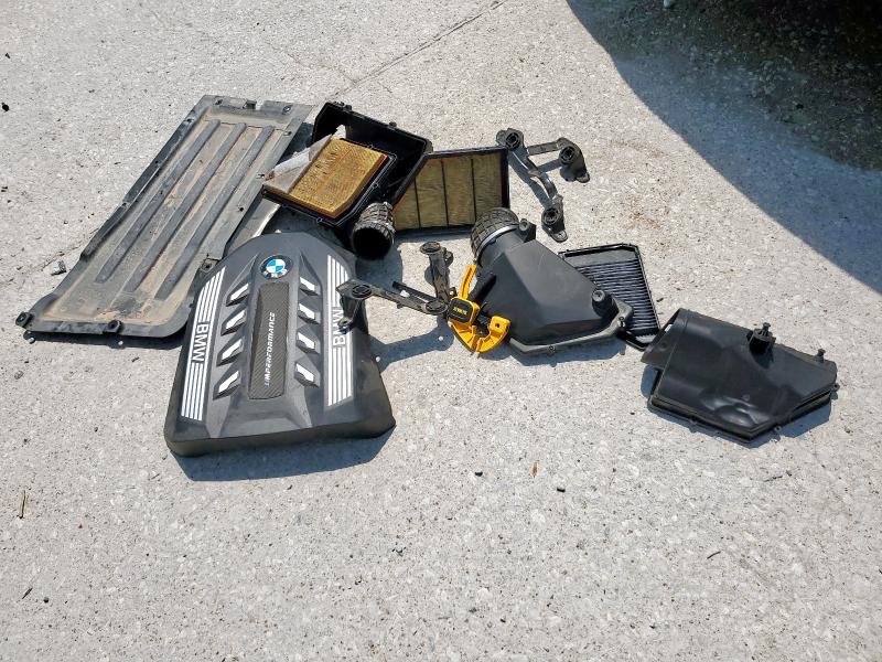 Фото 13 - BMW X5