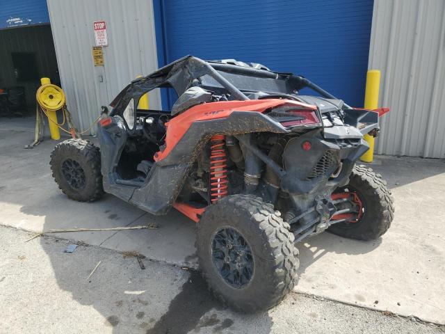 CAN-AM SIDEBYSIDE 2022