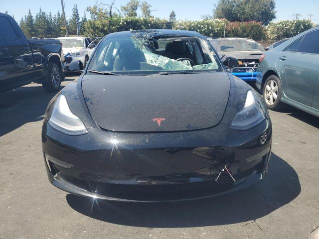 Фото 5 - TESLA MODEL 3