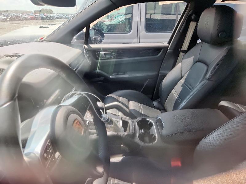 Фото 7 - PORSCHE CAYENNE