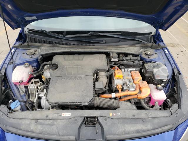 Фото 11 - HYUNDAI ELANTRA