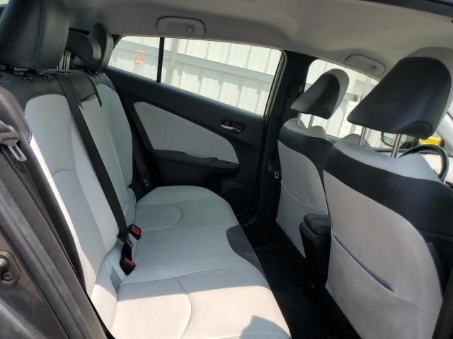 Фото 10 - TOYOTA PRIUS