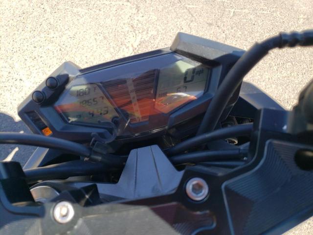 KAWASAKI ZR800 B 2016