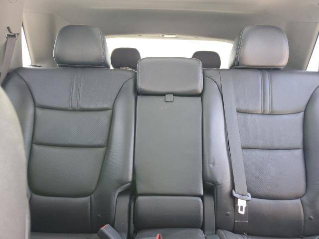 Фото 10 - KIA SORENTO