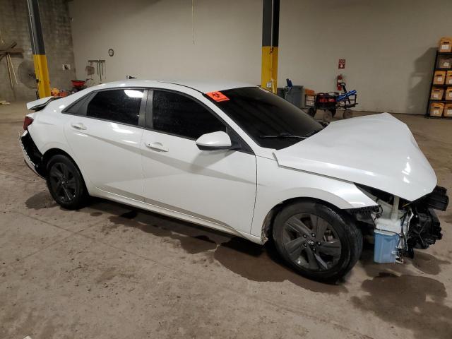 Фото 4 - HYUNDAI ELANTRA