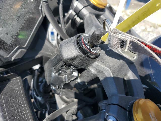 KAWASAKI ZX400 P 2024