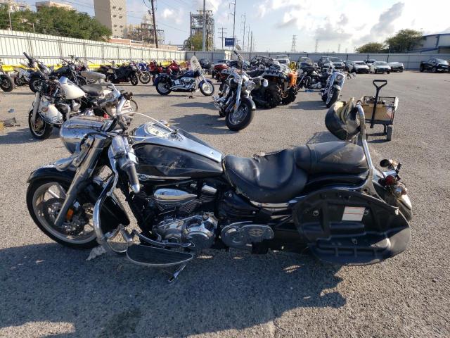 YAMAHA XV1900 A 2013