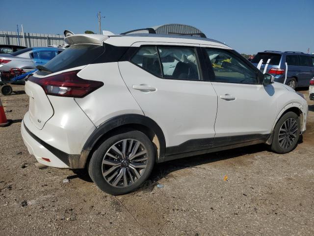 Фото 3 - NISSAN KICKS