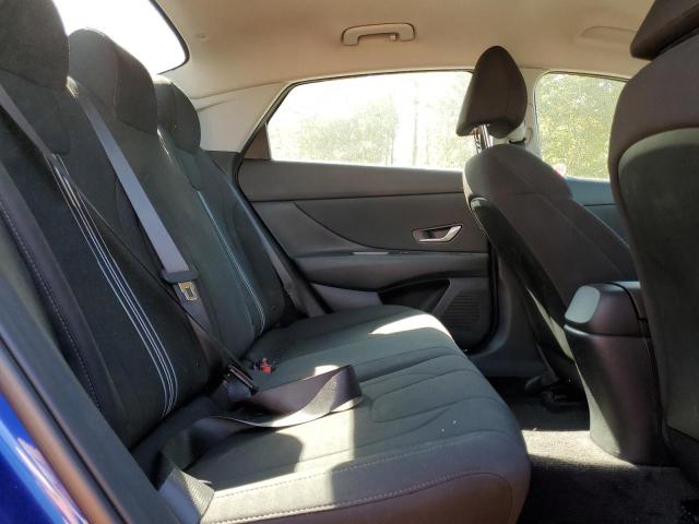 Фото 10 - HYUNDAI ELANTRA