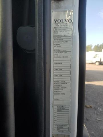 VOLVO VN 2017 VIN 4V4NC9EH2HN988952