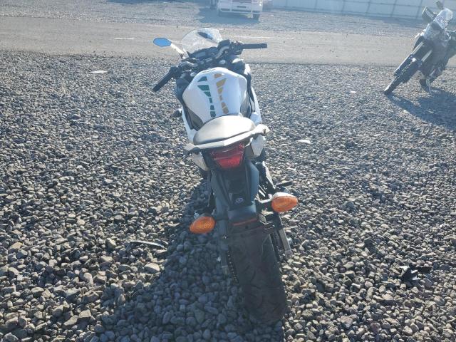 Фото 4 - YAMAHA FZ600-800