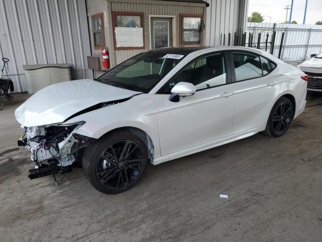 Фото 1 - TOYOTA CAMRY